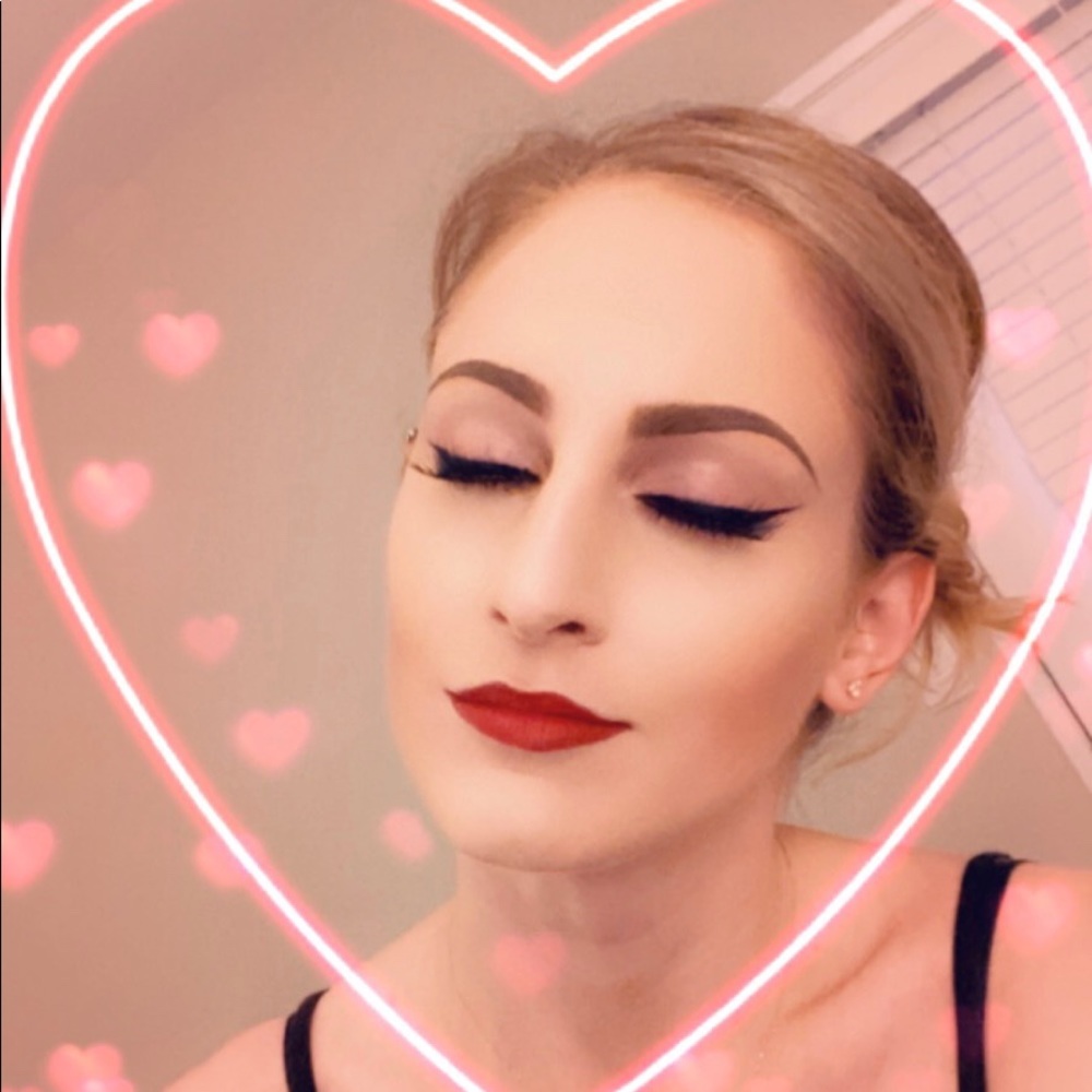 Meet your Posher, Stacey